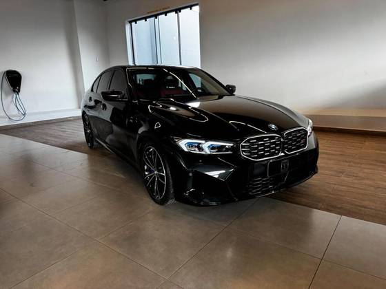 BMW 320i 2.0 16V TURBO FLEX M SPORT AUTOMÁTICO BMW 320i 2.0 16V TURBO FLEX M SPORT AUTOMÁTICO
